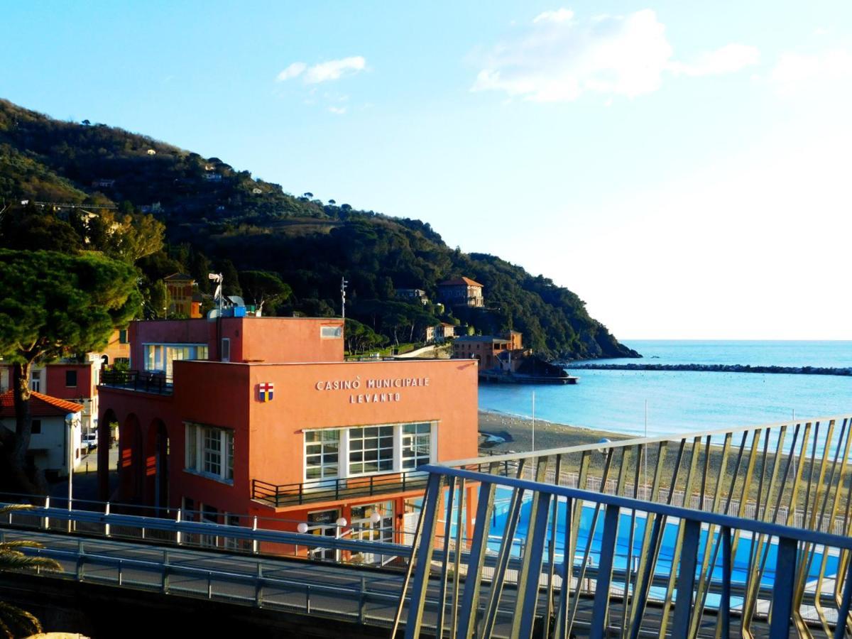 Trilocale Con Meravigliosa Vista Mare, Levanto Eksteriør billede